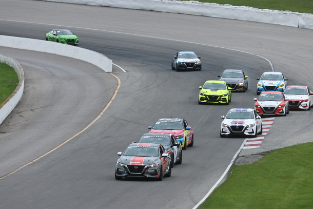 Trois pilotes pour un titre lors de la finale 2025 de la Coupe Nissan Sentra !
