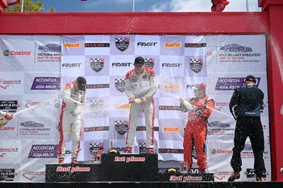 Coupe Nissan Sentra Cup en photos, 17-19 mai | Canadian Tire Motorsport Park ONT - Photo ID No.N63-240618232513