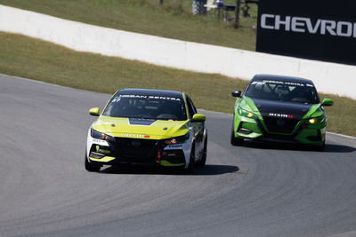 Coupe Nissan Sentra Cup en photos, 30, 31 août, 1er sept. | Canadian Tire Motorsport Park - Photo ID No.N67-250819223150