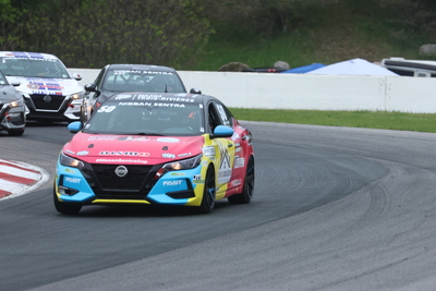 Coupe Nissan Sentra Cup en photos, 16, 17, 18 mai | Canadian Tire Motorsport Park<BR>Ontario - Photo ID No.N69-250819234744