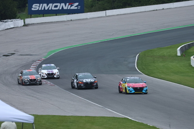Coupe Nissan Sentra Cup en photos, 16, 17, 18 mai | Canadian Tire Motorsport Park<BR>Ontario - Photo ID No.N69-2508192349140