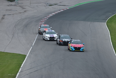 Coupe Nissan Sentra Cup en photos, 16, 17, 18 mai | Canadian Tire Motorsport Park<BR>Ontario - Photo ID No.N69-2508192350260