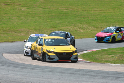 Coupe Nissan Sentra Cup en photos, 20-22 juin | Atlantic Motorsport Park, Shubénacadie<BR> Nouvelle-Écosse - Photo ID No.N70-2508250145060