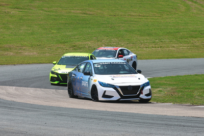 Coupe Nissan Sentra Cup en photos, 20-22 juin | Atlantic Motorsport Park, Shubénacadie<BR> Nouvelle-Écosse - Photo ID No.N70-2508250145080
