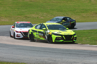 Coupe Nissan Sentra Cup en photos, 20-22 juin | Atlantic Motorsport Park, Shubénacadie<BR> Nouvelle-Écosse - Photo ID No.N70-2508250145110