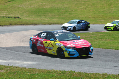 Coupe Nissan Sentra Cup en photos, 20-22 juin | Atlantic Motorsport Park, Shubénacadie<BR> Nouvelle-Écosse - Photo ID No.N70-250825014639