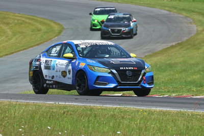 Coupe Nissan Sentra Cup en photos, 20-22 juin | Atlantic Motorsport Park, Shubénacadie<BR> Nouvelle-Écosse - Photo ID No.N70-2508250146500