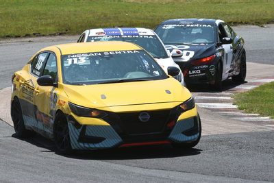 Coupe Nissan Sentra Cup en photos, 20-22 juin | Atlantic Motorsport Park, Shubénacadie<BR> Nouvelle-Écosse - Photo ID No.N70-2508250146570