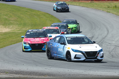 Coupe Nissan Sentra Cup en photos, 20-22 juin | Atlantic Motorsport Park, Shubénacadie<BR> Nouvelle-Écosse - Photo ID No.N70-2508250148130